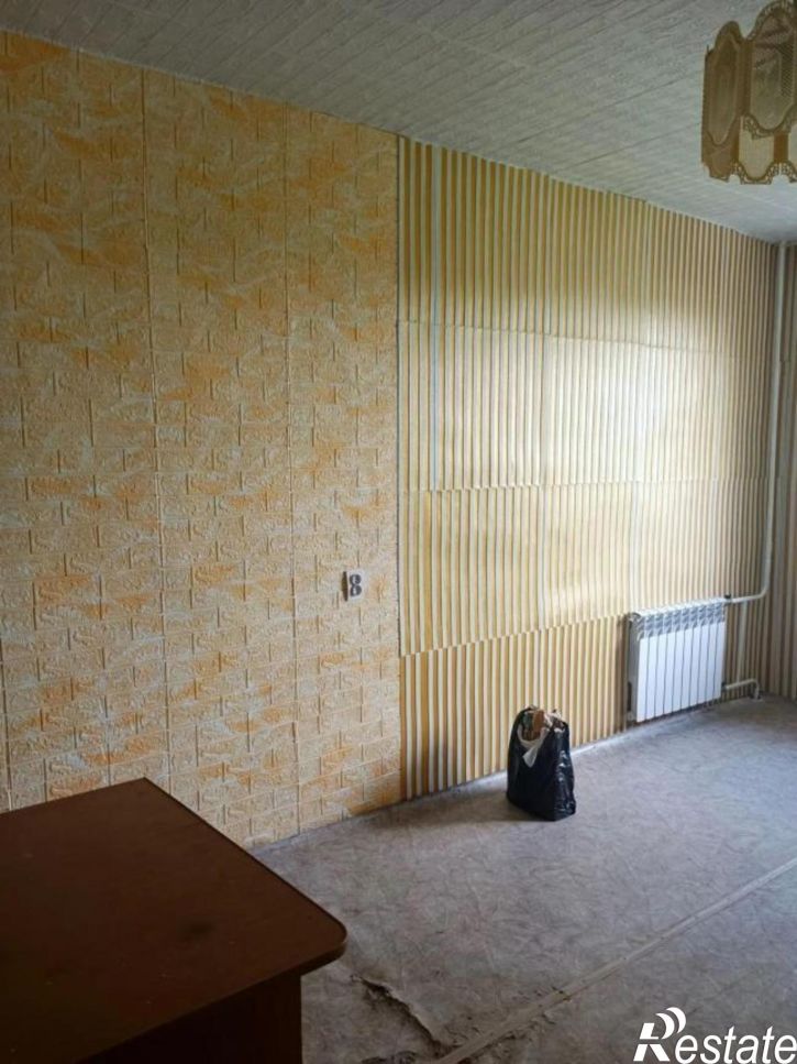 Комната Боровая, 102
