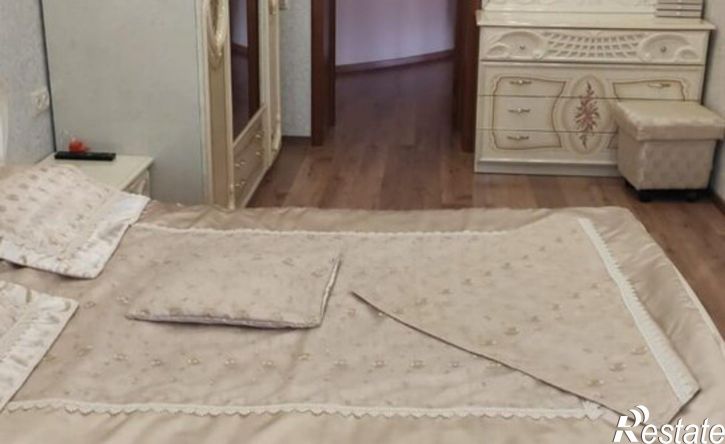 3-комн квартира Изумрудный г-к, 1,  д. 1