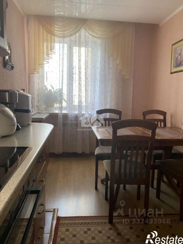 3-комн квартира ул Луговская, 98,  д. 98