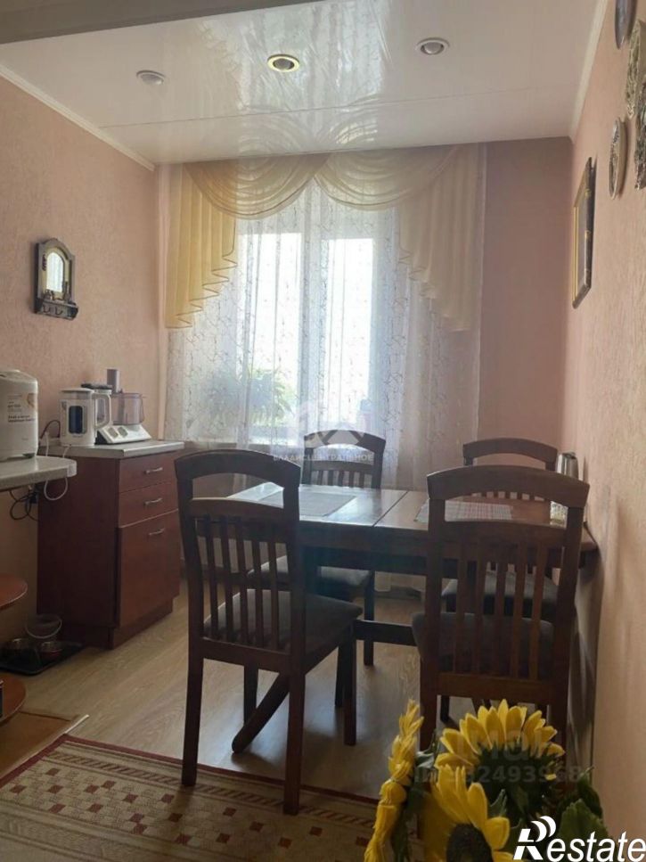3-комн квартира ул Луговская, 98,  д. 98