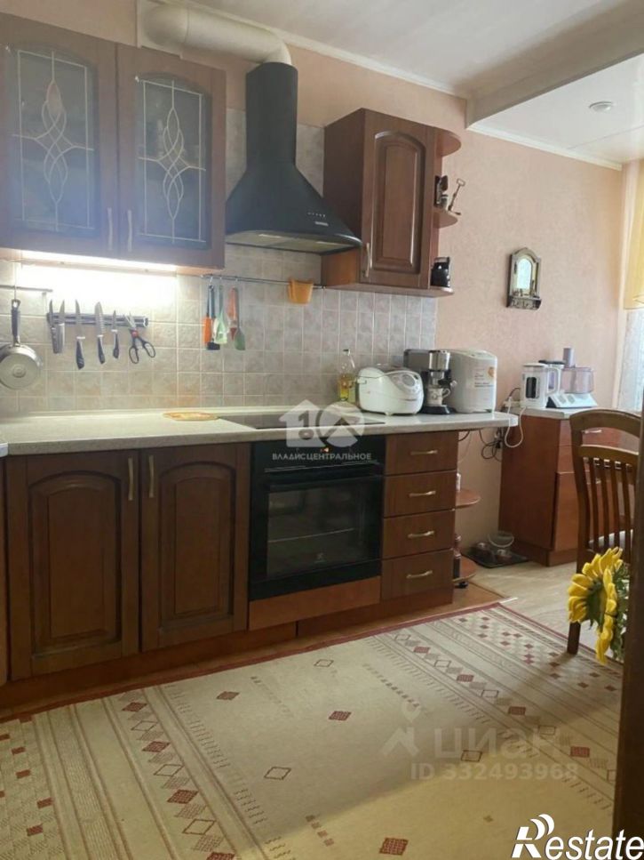 3-комн квартира ул Луговская, 98,  д. 98