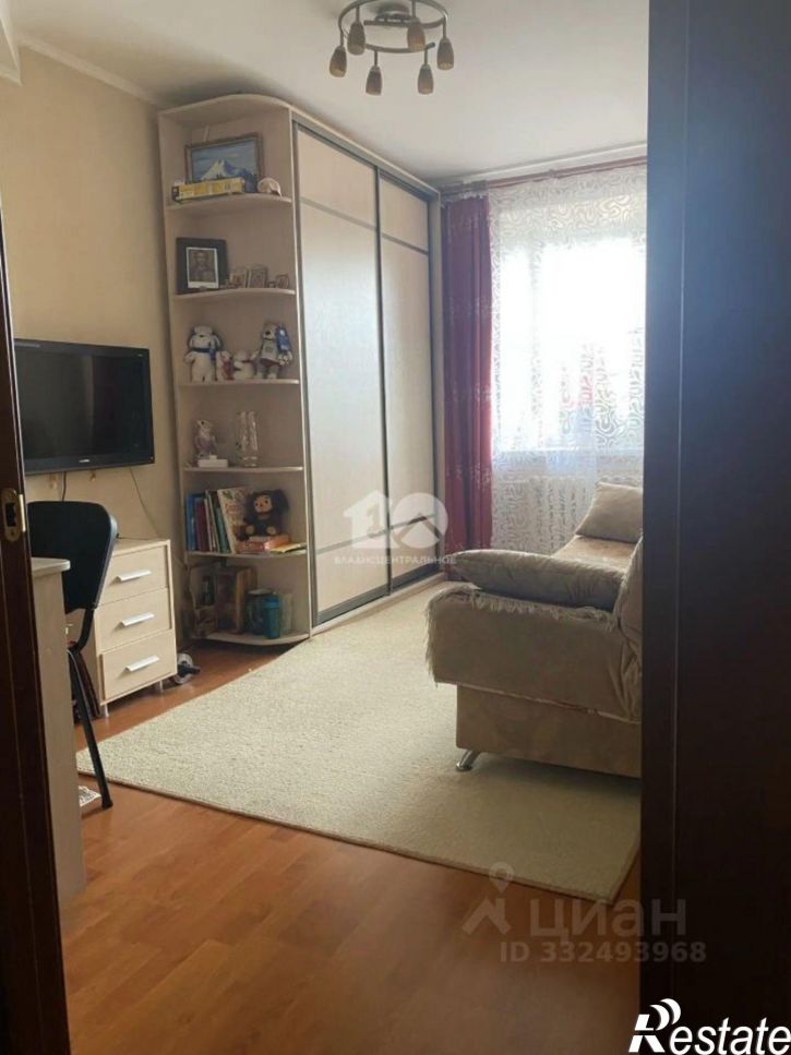 3-комн квартира ул Луговская, 98,  д. 98
