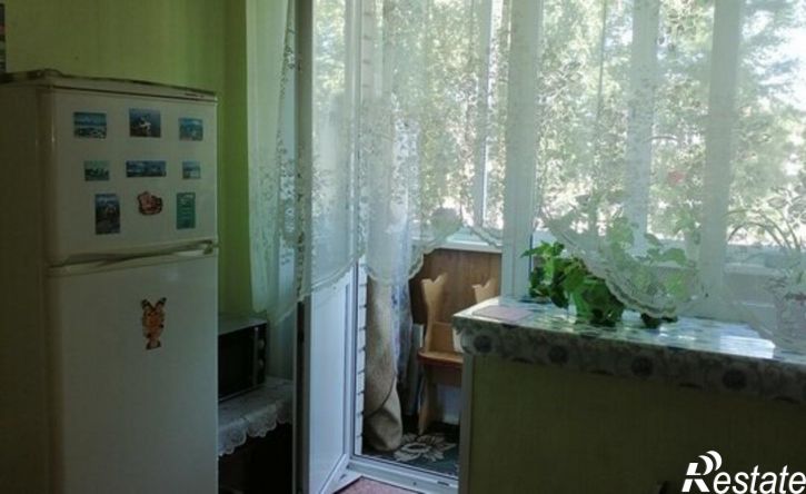 2-комн квартира ул Кристальная, 1,  д. 1