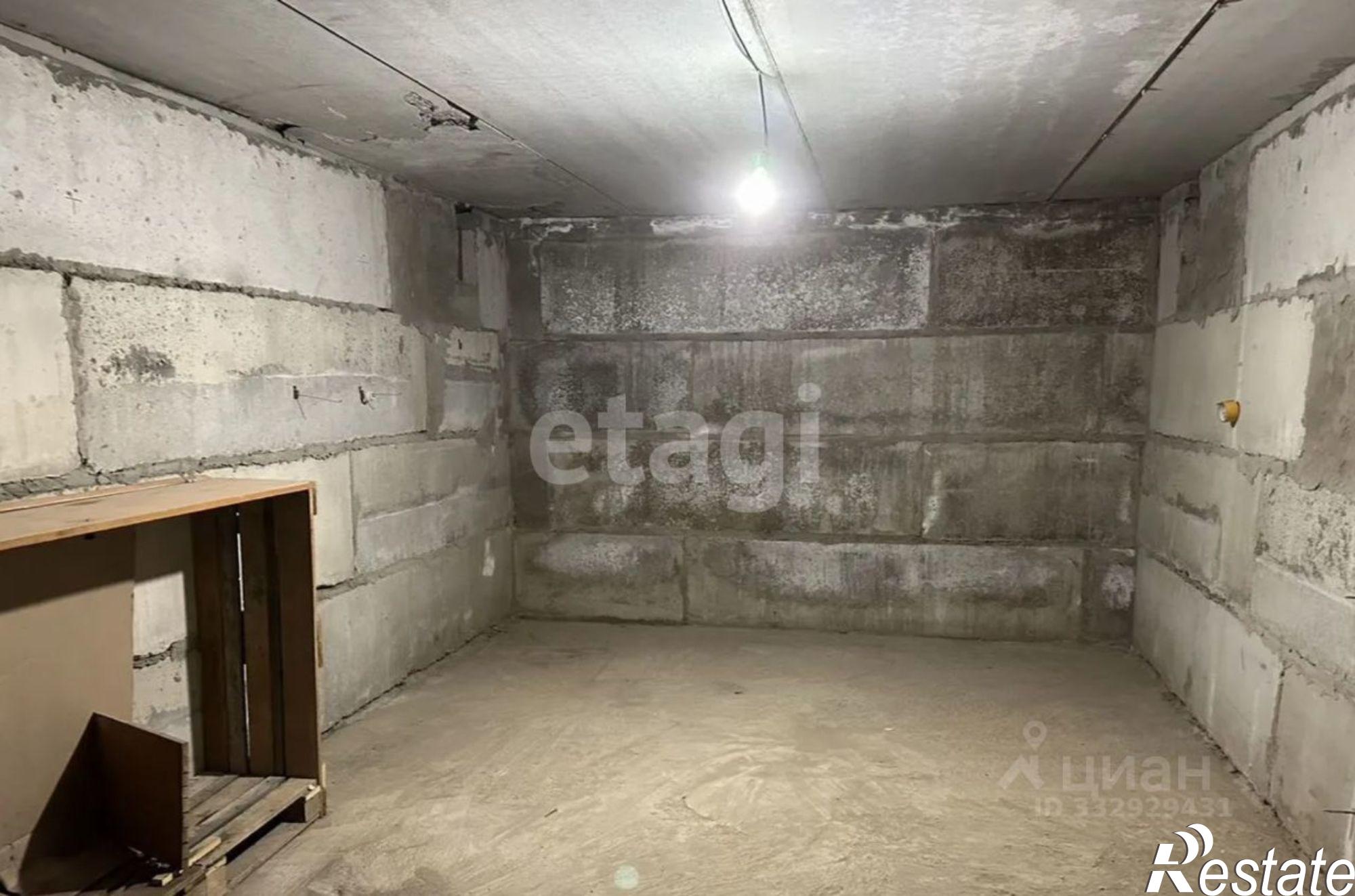 Купить гараж, место в паркинге за 1 157 900 рублей на Радужный мкр, 8