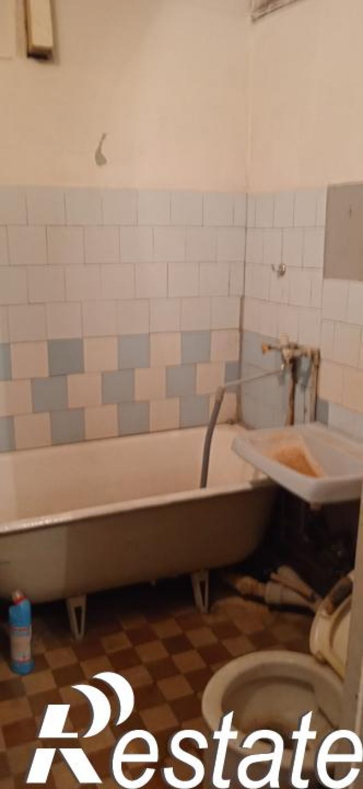 2-комн квартира Островского, 95