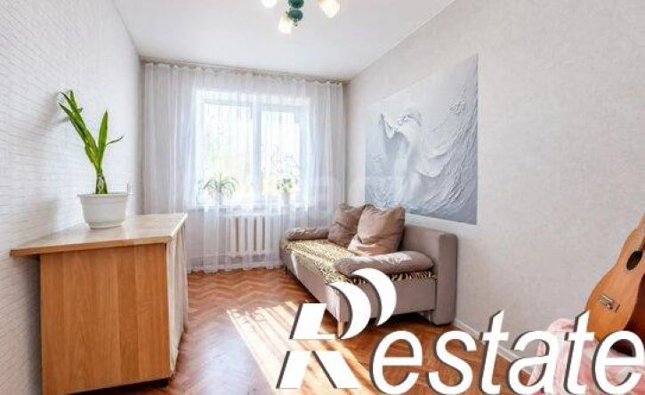 3-комн квартира Лунная улица, 13,  д. 13