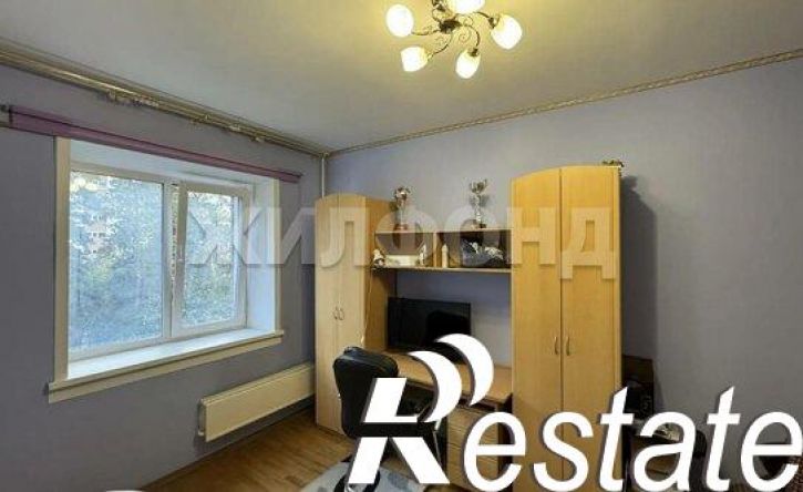 3-комн квартира улица Красный Сокол, 23,  д. 23