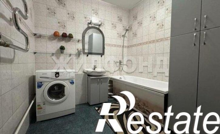 3-комн квартира улица Красный Сокол, 23,  д. 23