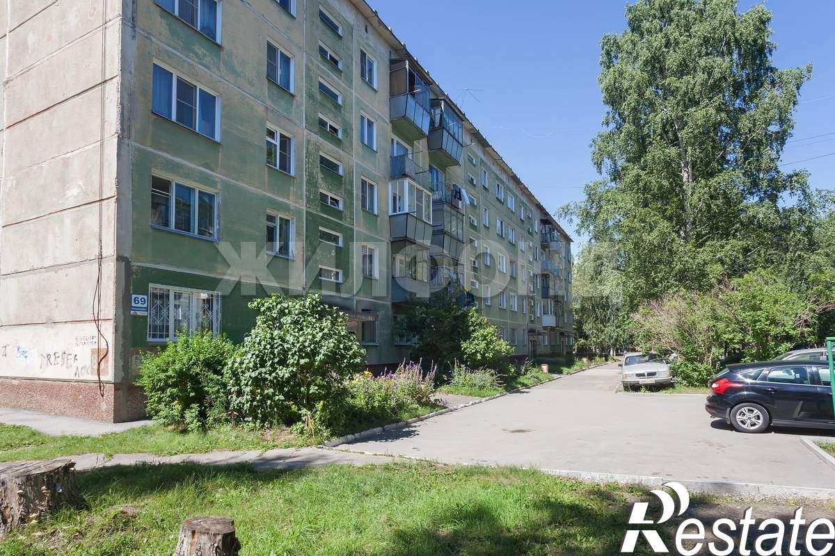 Купить квартиру за 2 650 000 рублей на Микрорайон улица, д.69