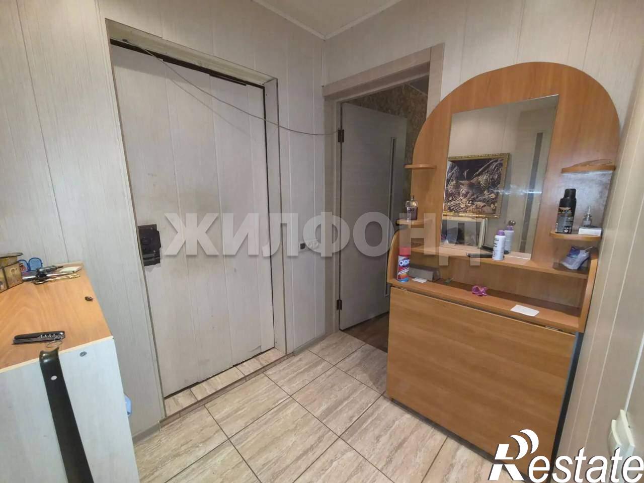 Купить комнату за 2 500 000 рублей на Попова улица, д.35