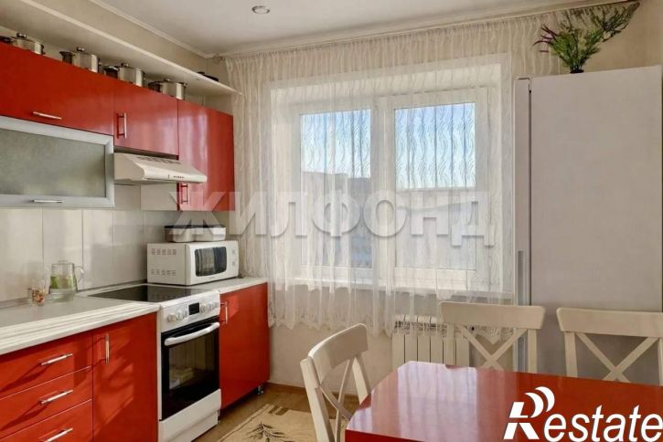 2-комн квартира М.Горького улица, д.2