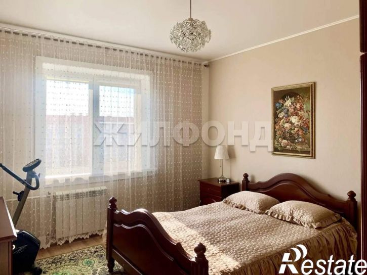 2-комн квартира М.Горького улица, д.2