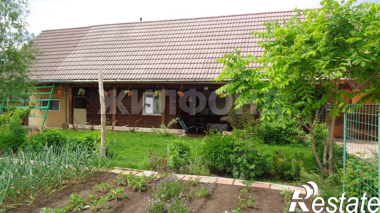 Купить дачу, дом, коттедж за 30 000 000 рублей на Солнечная улица