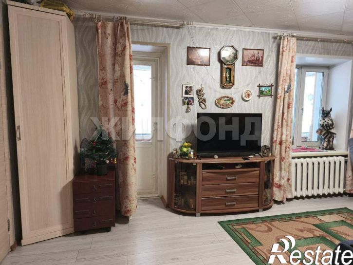 3-комн квартира Попова улица, д.1