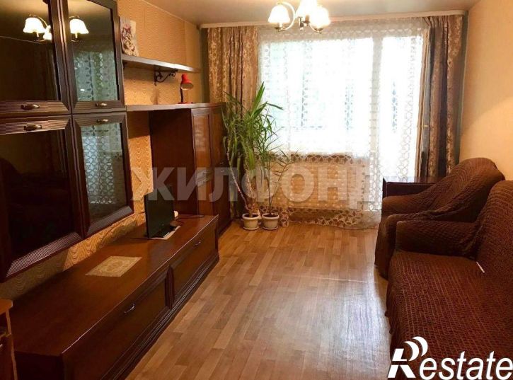 3-комн квартира Лунная улица, д.17