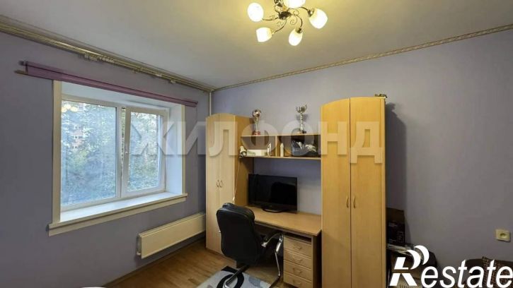 3-комн квартира Красный Сокол улица, д.23