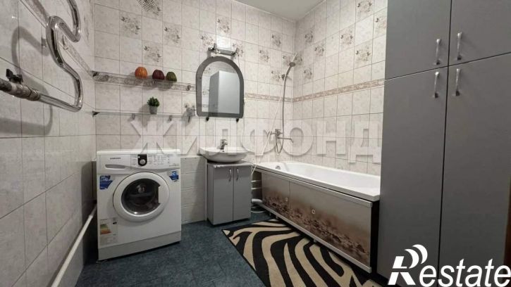 3-комн квартира Красный Сокол улица, д.23