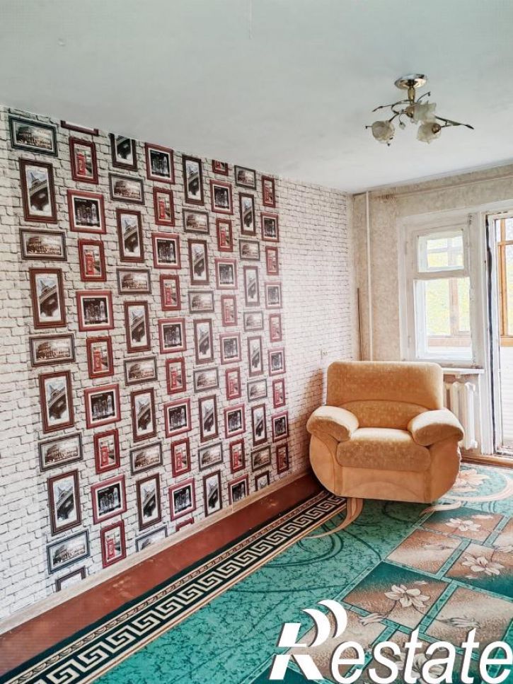2-комн квартира улица Микрорайон, 3