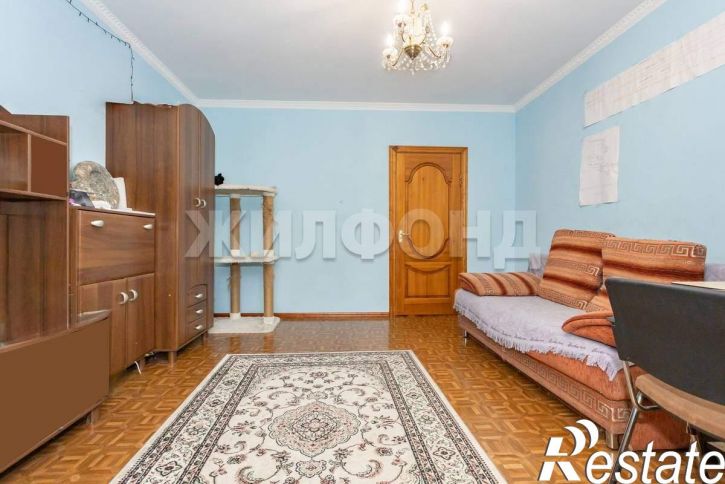 3-комн квартира Островского улица, д.64